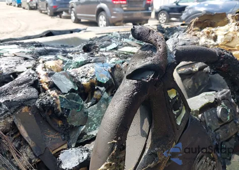 2010 Buick Lacrosse Cxs из США, поврежденный, VIN 1G4GE5EV2AF162952